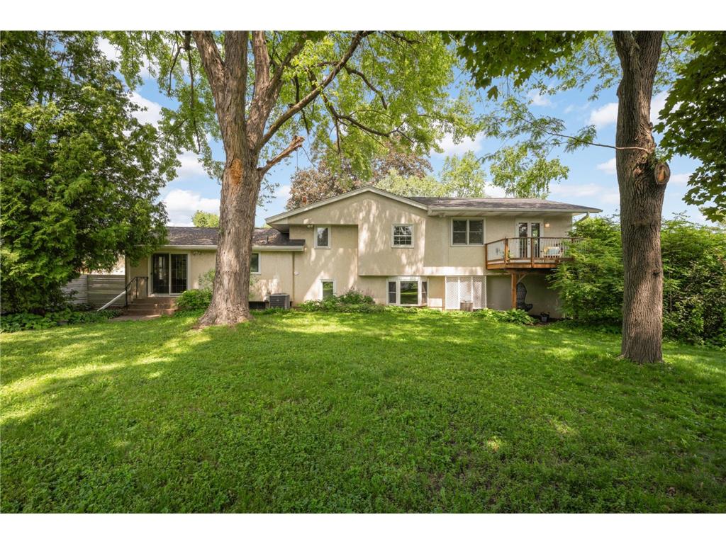 1740 Stanbridge Avenue Roseville MN 55113 7037192 image29
