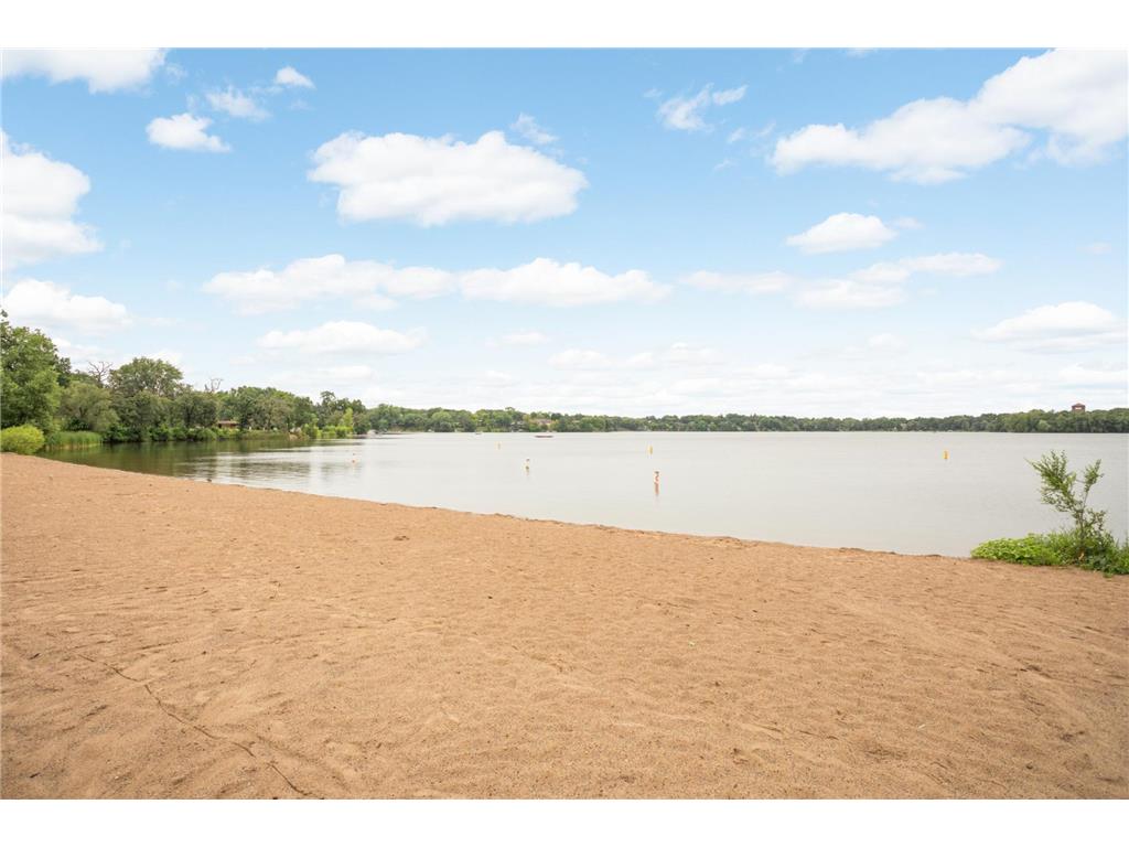 1740 Stanbridge Avenue Roseville MN 55113 7037192 image37