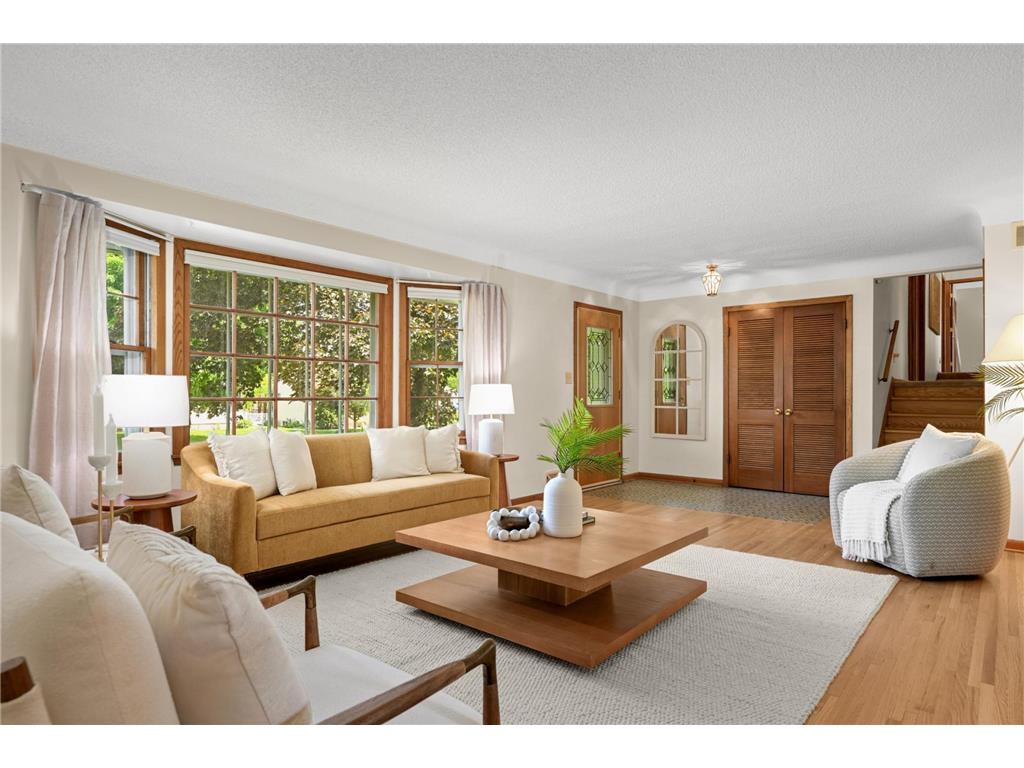 1740 Stanbridge Avenue Roseville MN 55113 7037192 image6