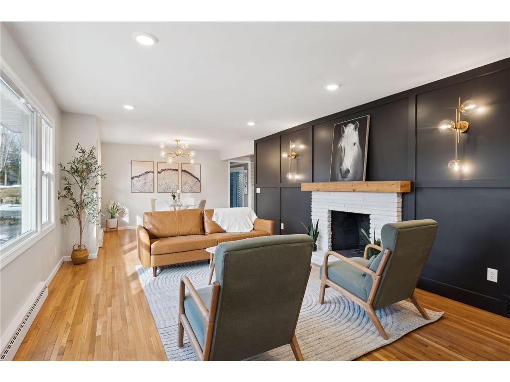 1740 Valders Avenue N Golden Valley MN 55427 6655527 image1