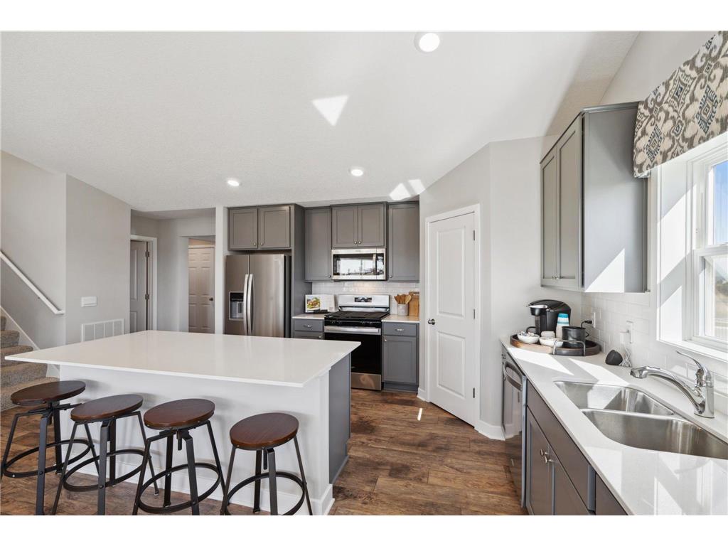 17405 Dulles Lane Lakeville MN 55044 6795798 image2