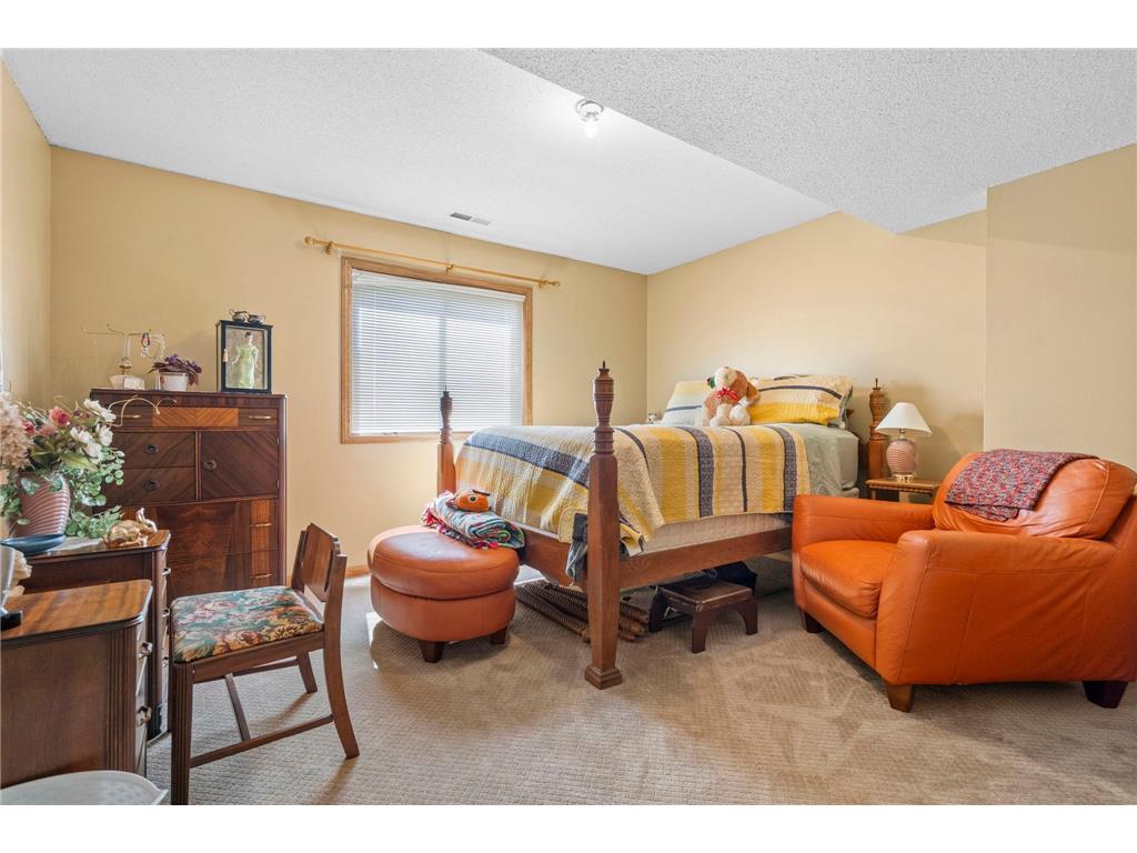 17408 Ixonia Path Lakeville MN 55044 6775880 image28