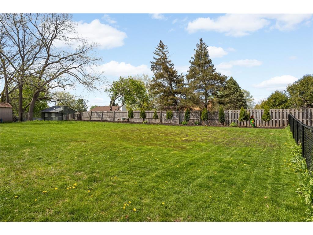 1741 Palisade Circle Eagan MN 55122 7027799 image33