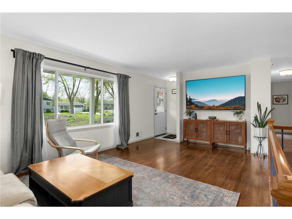 1741 Palisade Circle Eagan MN 55122 7027799 image5