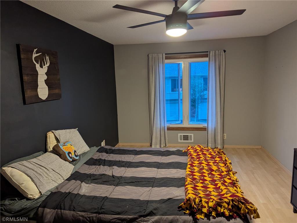 1741 W 140th Street Burnsville MN 55337 7094892 image10