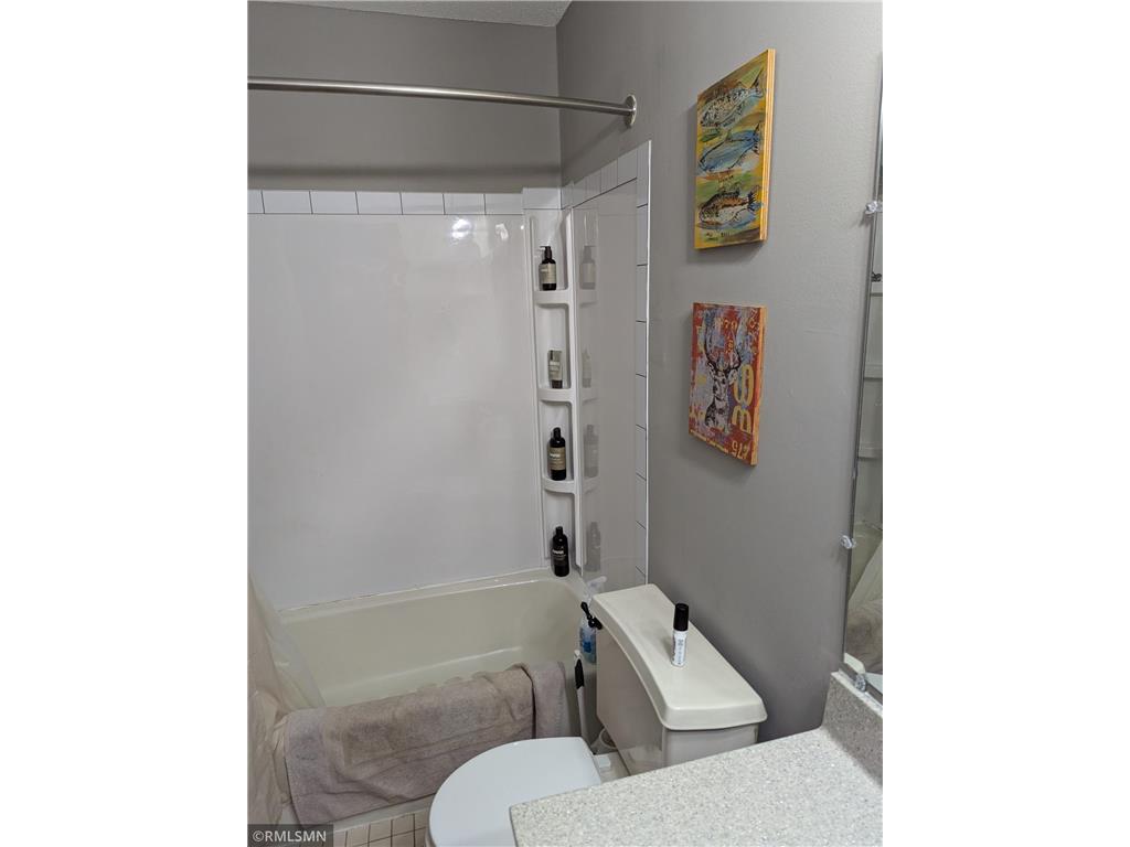 1741 W 140th Street Burnsville MN 55337 7094892 image9