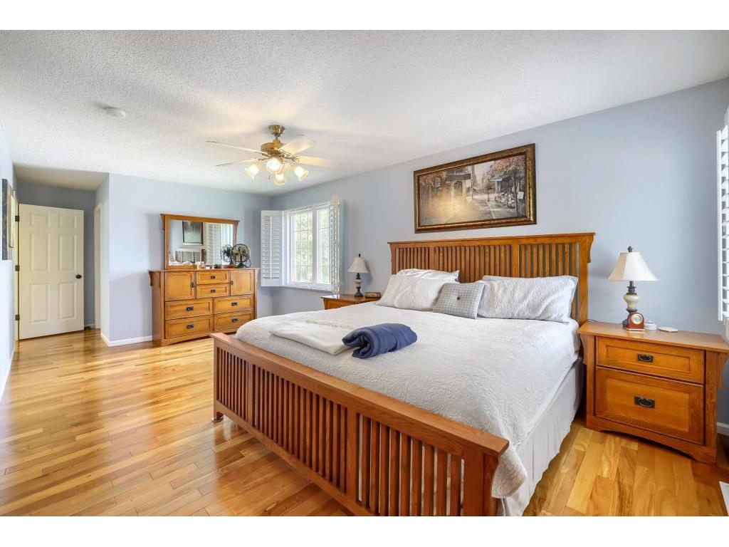 17411 Honeysuckle Court Lakeville MN 55044 7092979 image17