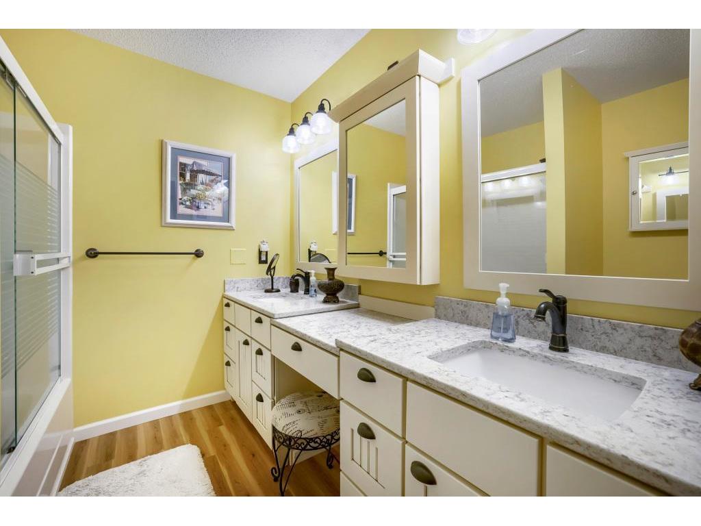 17411 Honeysuckle Court Lakeville MN 55044 7092979 image20