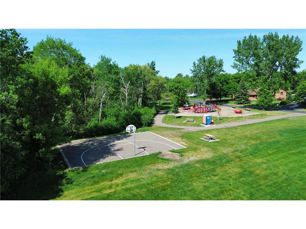 1742 122nd Lane NW Coon Rapids MN 55448 7083648 image60