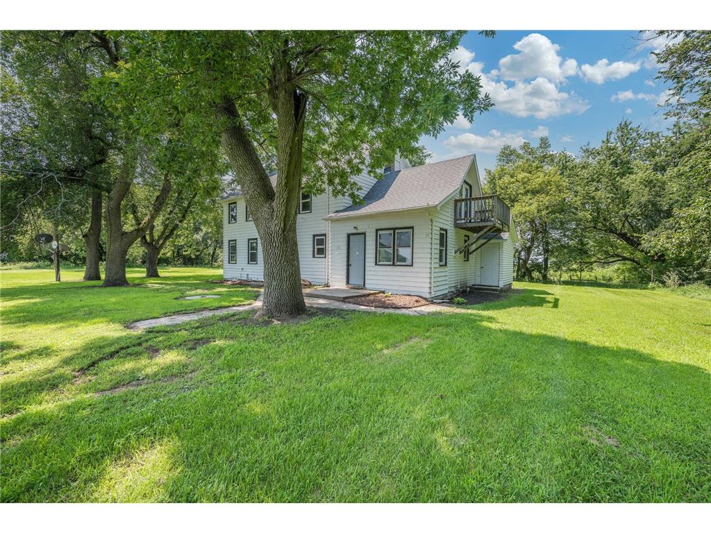 1742 50th Avenue Lake Wilson MN 56151 6771909 image1