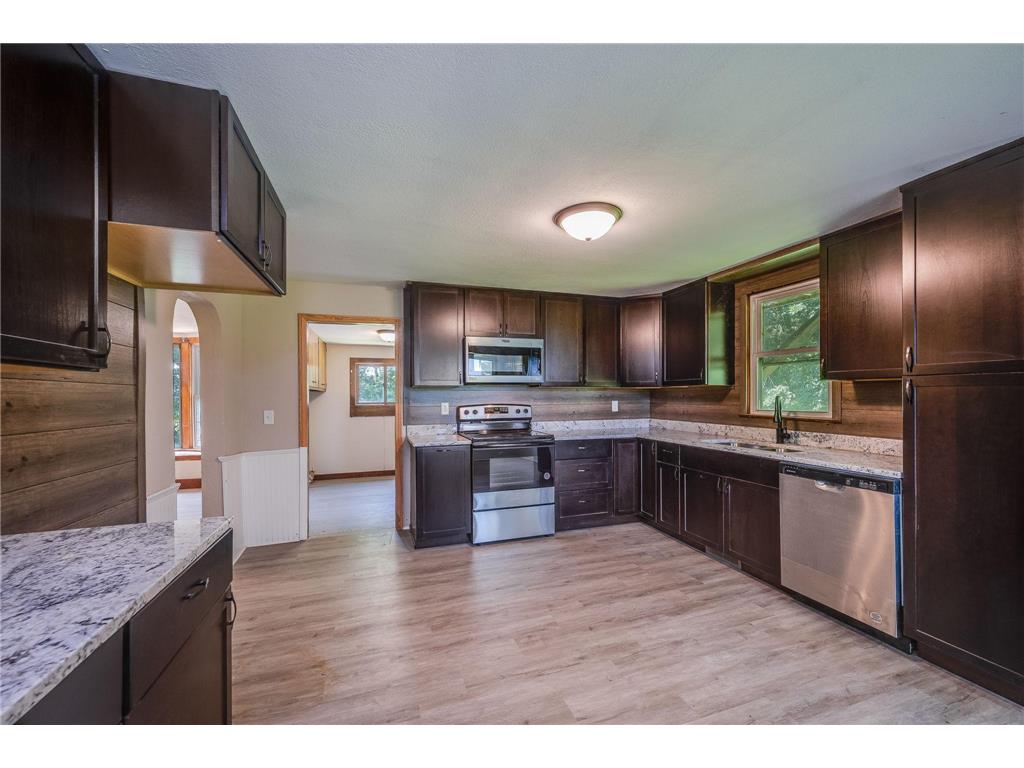 1742 50th Avenue Lake Wilson MN 56151 6771909 image11