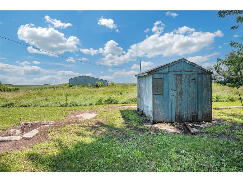 1742 50th Avenue Lake Wilson MN 56151 6771909 image5