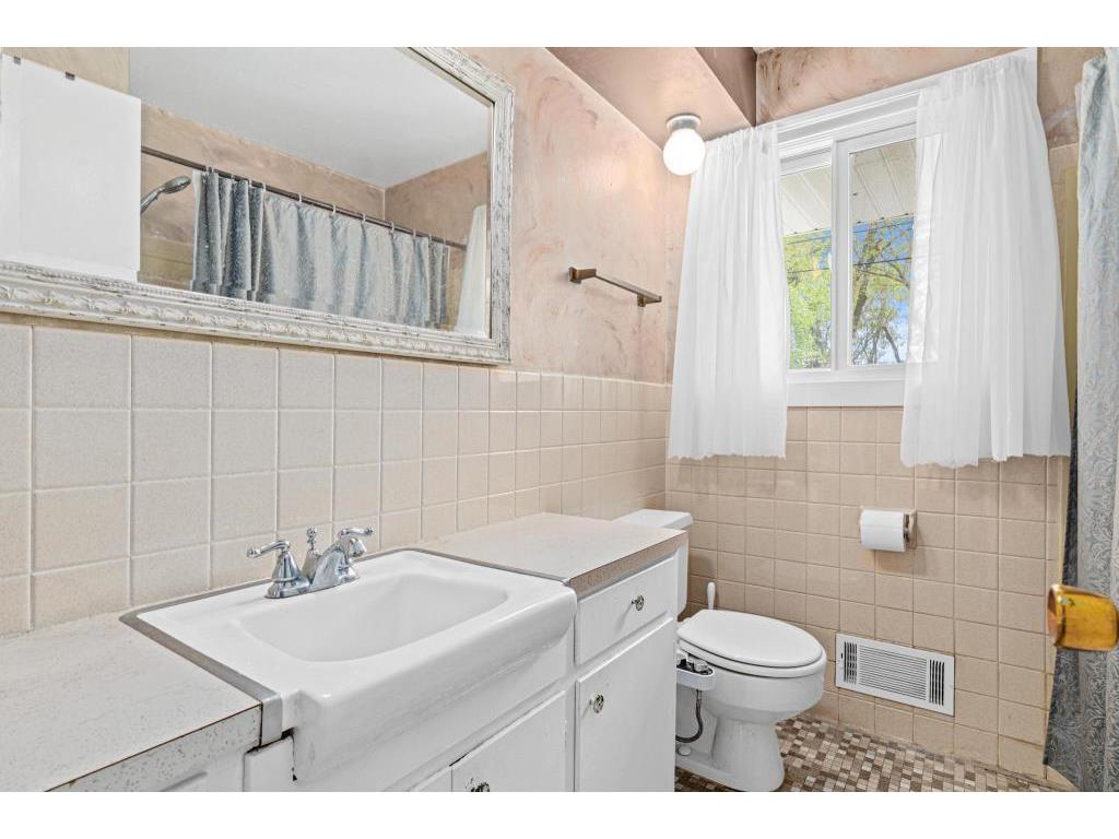 1742 5th Street White Bear Lake MN 55110 7073412 image17
