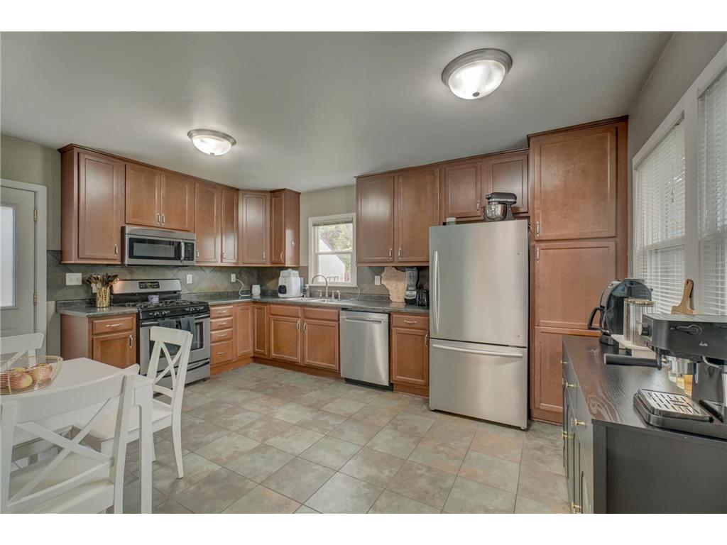 1742 Nevada Avenue E Saint Paul MN 55106 7088587 image9