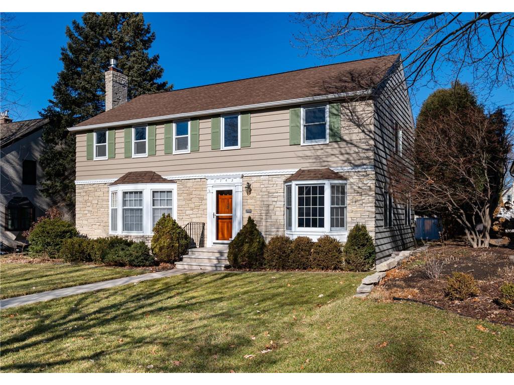 1743 Highland Parkway Saint Paul MN 55116 6493112 image1