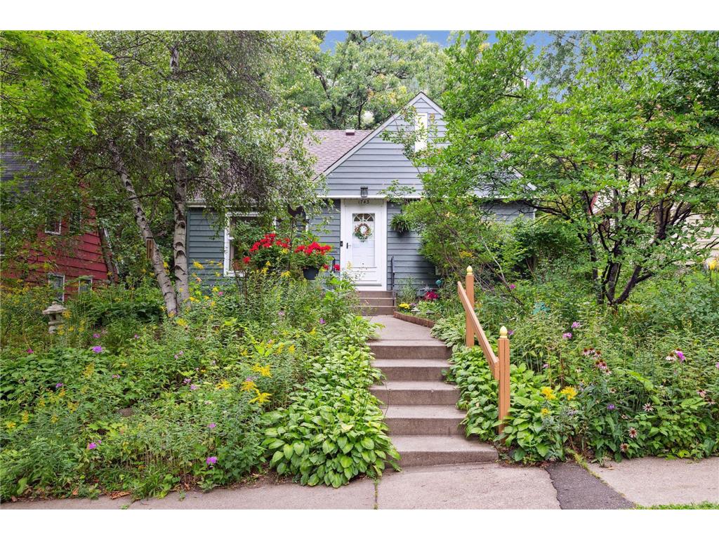 1743 Taylor Avenue W Saint Paul MN 55104 6417929 image1