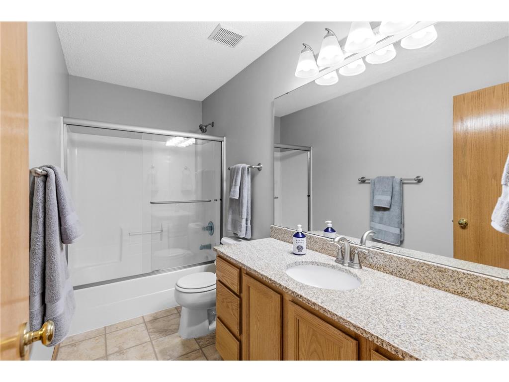 17432 Tessmer Court Eden Prairie MN 55347 7085788 image19