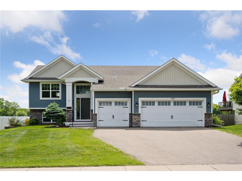 1744 129th Avenue NE Blaine MN 55449 6730061 image1