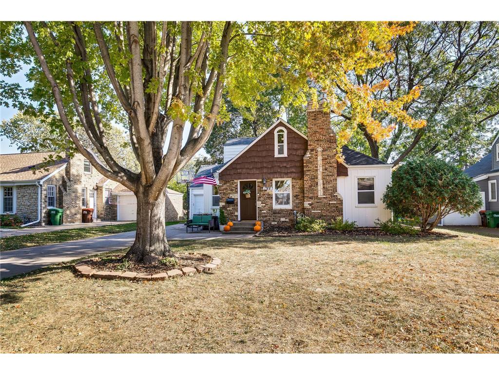 1744 Asbury Street Falcon Heights MN 55113 6619810 image1