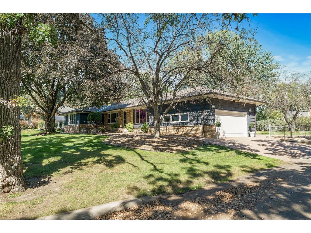 1744 Mississippi River Boulevard S Saint Paul MN 55116 - Mississippi 6608240 image1