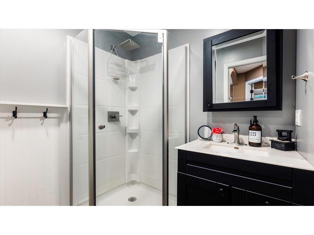 1744 Old Cty Road 120 NE #3 Alexandria MN 56308 - Le Homme Dieu 7038905 image15