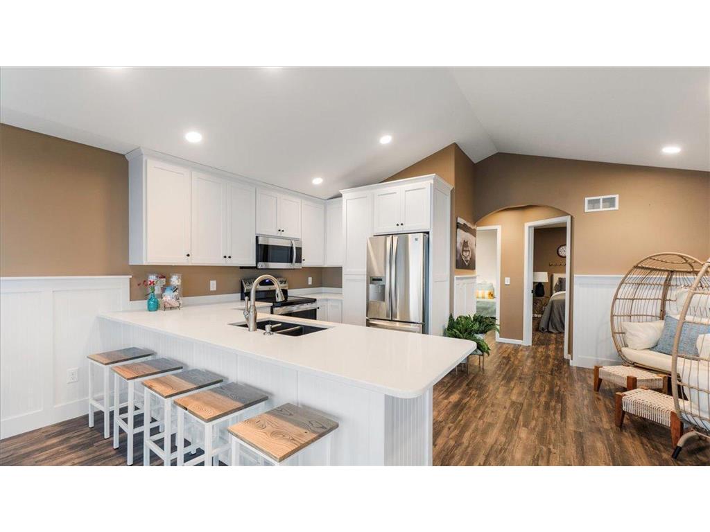 1744 Old Cty Road 120 NE #3 Alexandria MN 56308 - Le Homme Dieu 7038905 image9