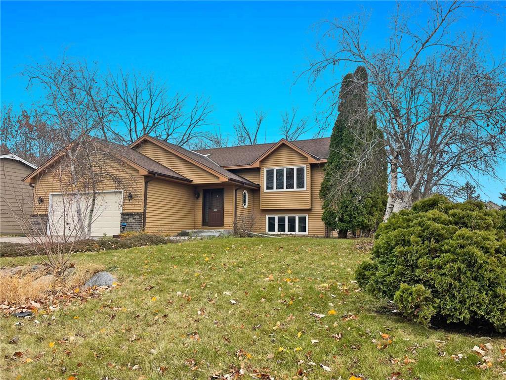17446 Goldenview Avenue Lakeville MN 55044 7074700 image1