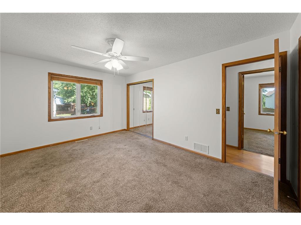17446 Goldenview Avenue Lakeville MN 55044 7074700 image15
