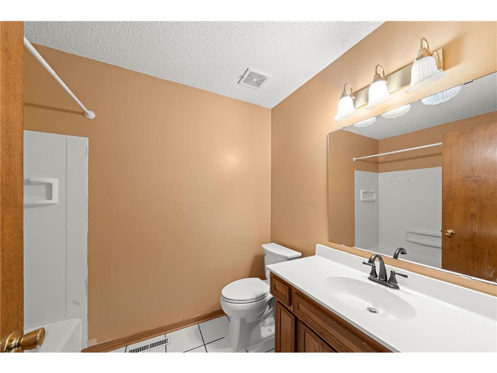 17446 Goldenview Avenue Lakeville MN 55044 7074700 image19