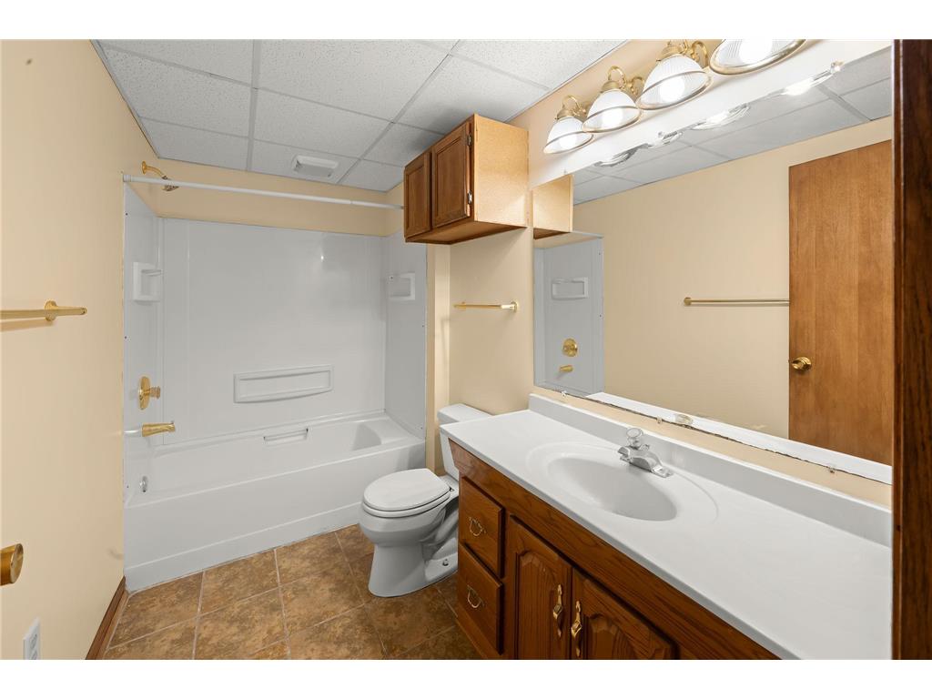 17446 Goldenview Avenue Lakeville MN 55044 7074700 image22