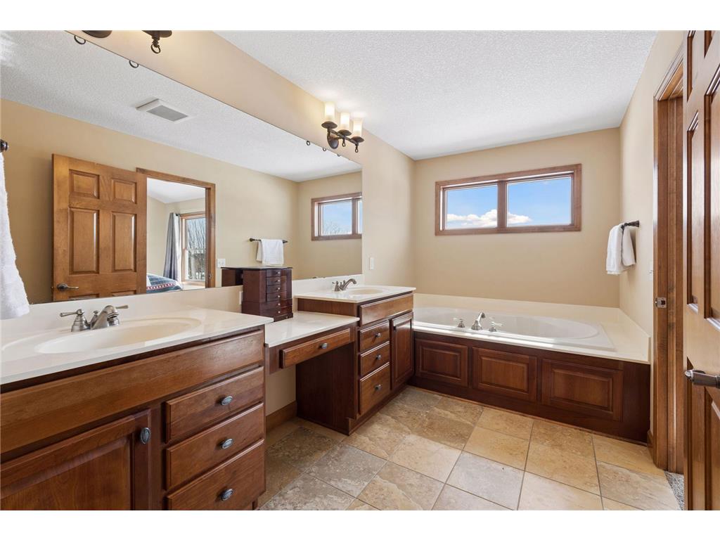 1745 Carriage Drive Victoria MN 55386 7039324 image36