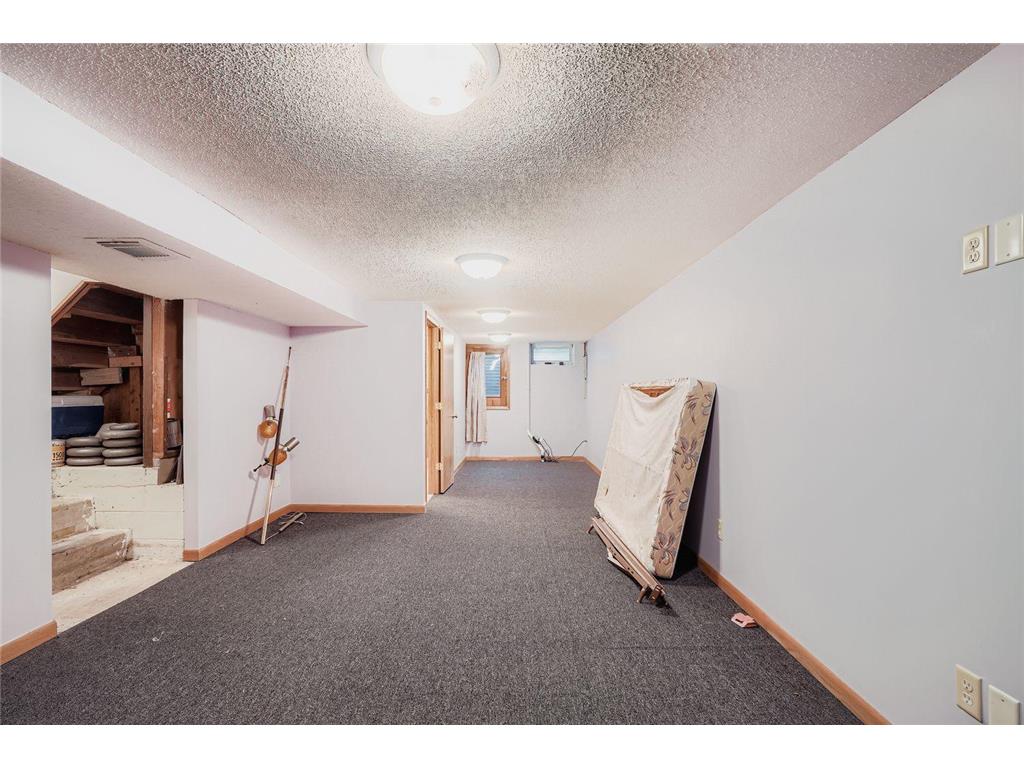 1745 Duluth Street Maplewood MN 55109 6820265 image23