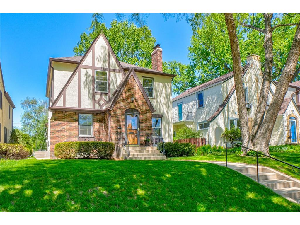 1745 Eleanor Avenue Saint Paul MN 55116 7047757 image1