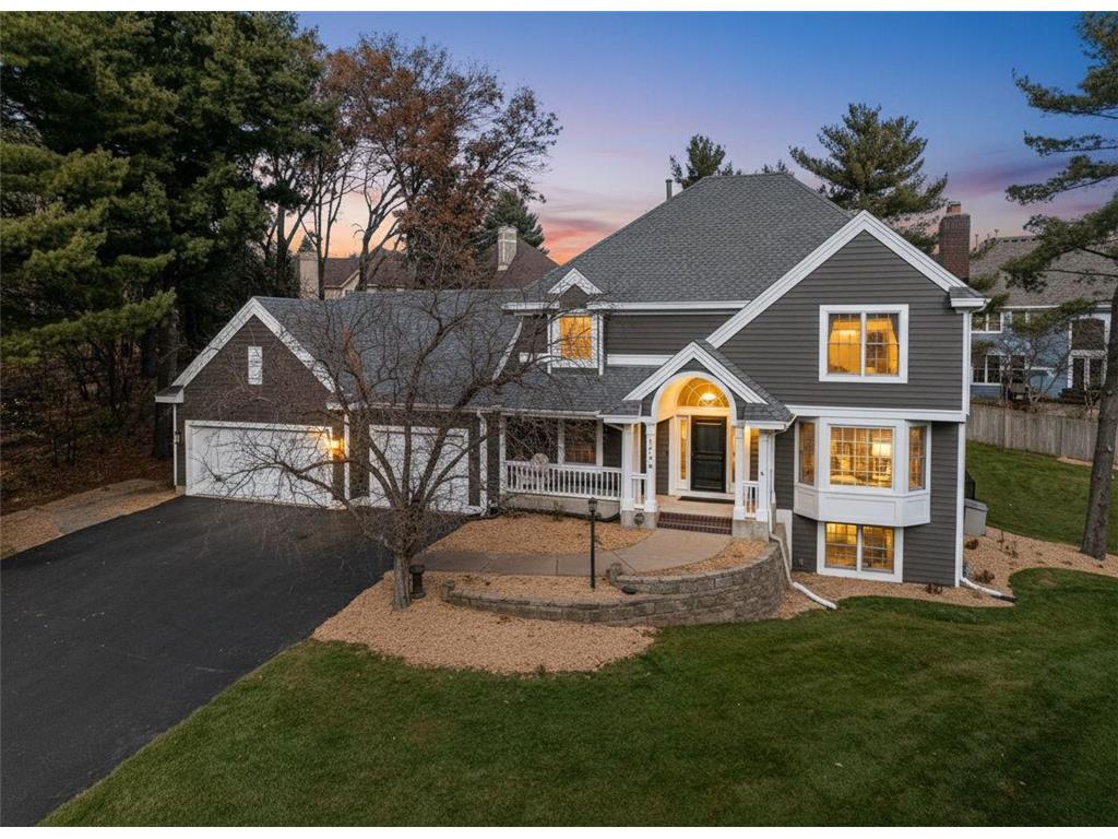 1746 Interlachen Bay Woodbury MN 55125 6820200 image1