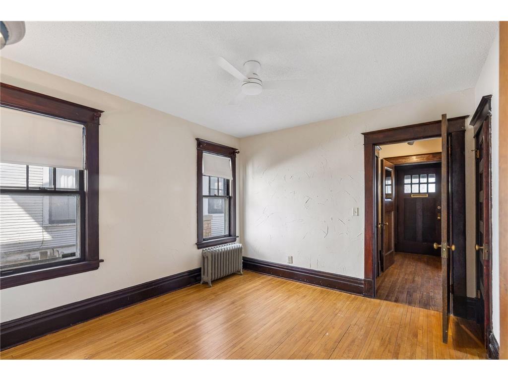 1746 Laurel Avenue Saint Paul MN 55104 6812803 image10