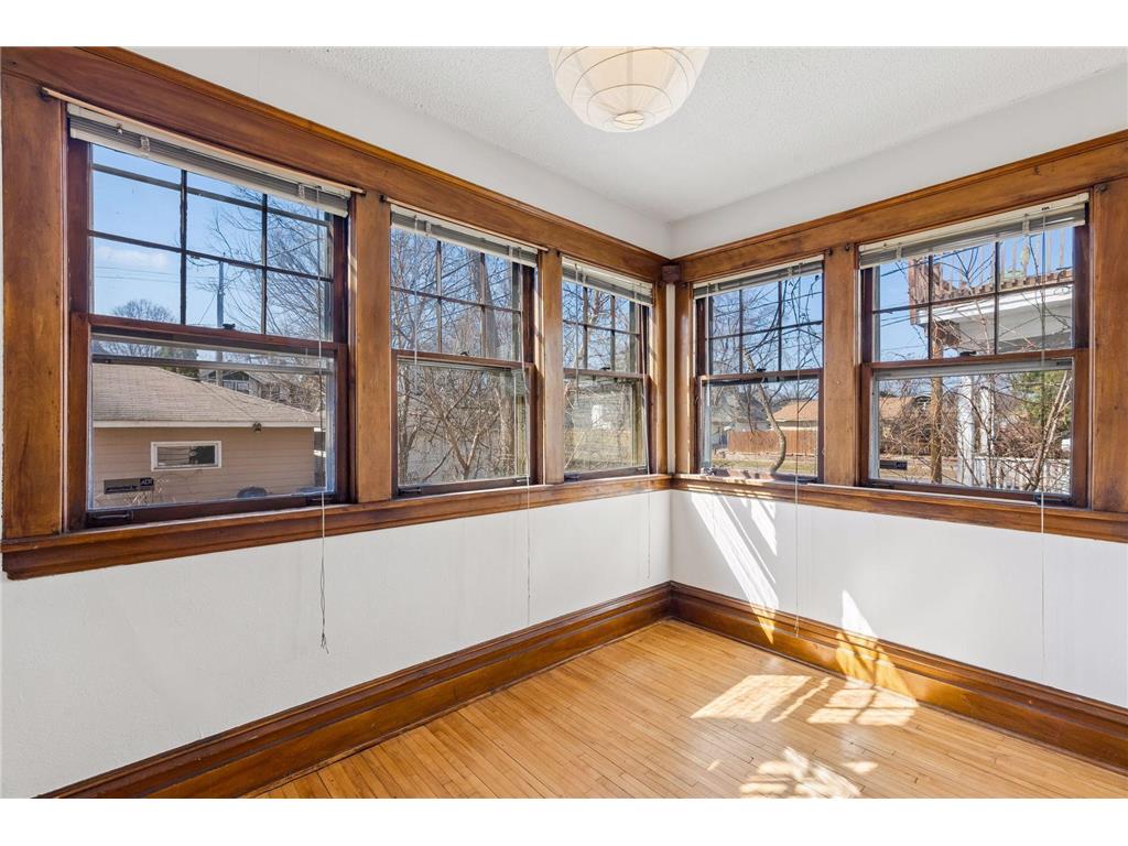 1746 Laurel Avenue Saint Paul MN 55104 6812803 image14