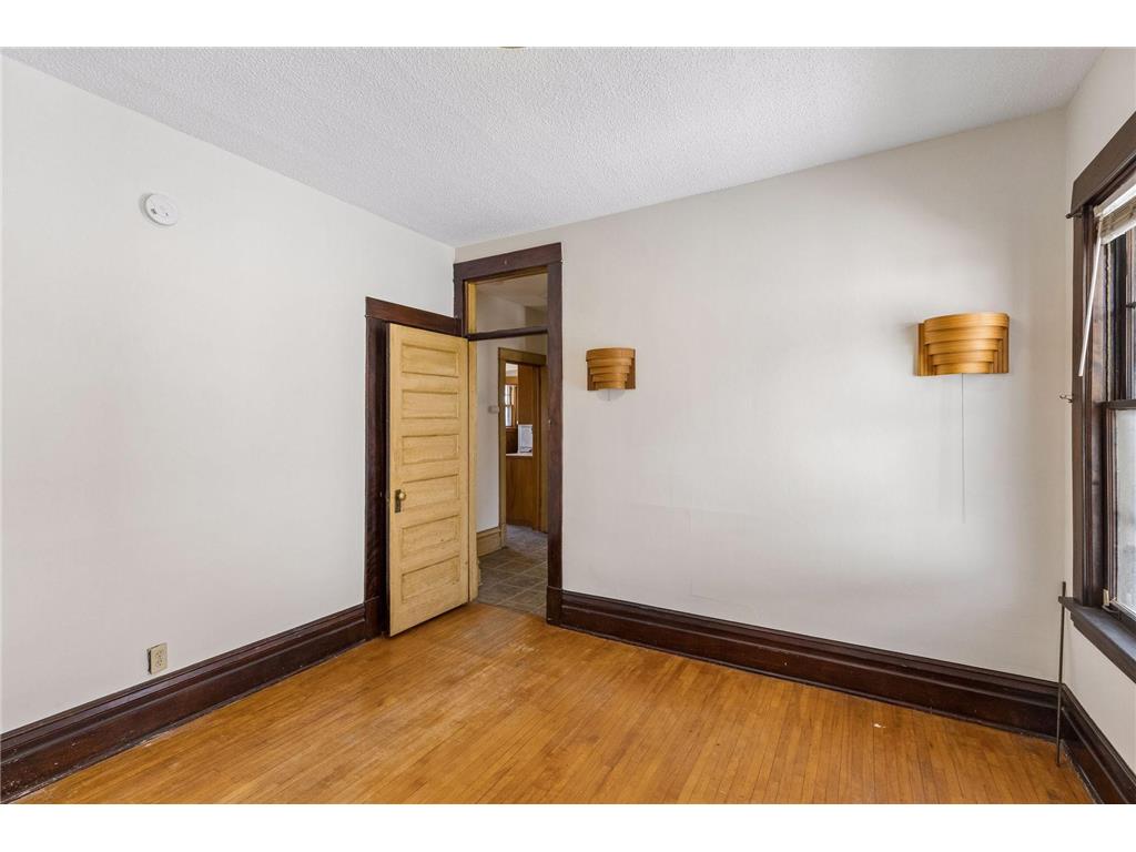 1746 Laurel Avenue Saint Paul MN 55104 6812803 image24