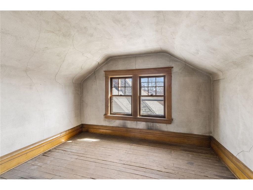 1746 Laurel Avenue Saint Paul MN 55104 6812803 image34