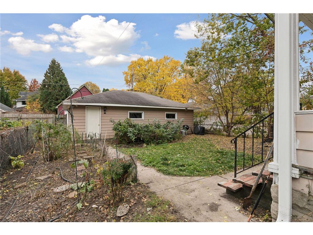 1746 Laurel Avenue Saint Paul MN 55104 6812803 image41