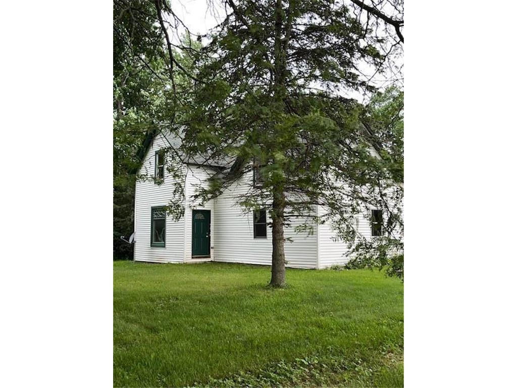 1747 County Line Ave, Star Prairie, WI, 54026 MLS 6243823 Edina Realty