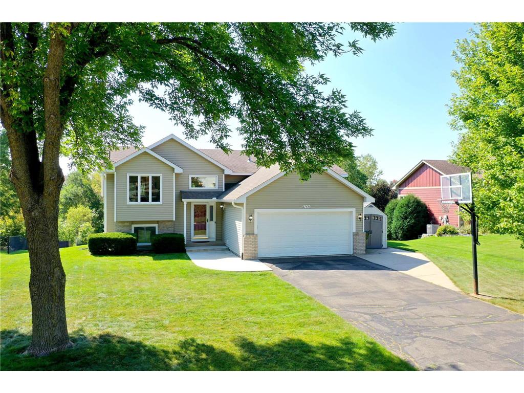 17476 Grove Avenue Lakeville MN 55044 6789905 image1