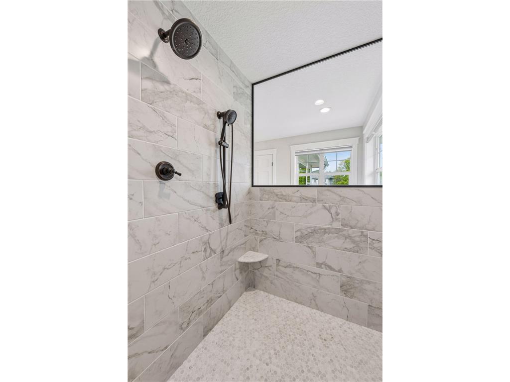 1748 Shorewood Lane Mound MN 55364 - Lake Minnetonka 7049578 image35