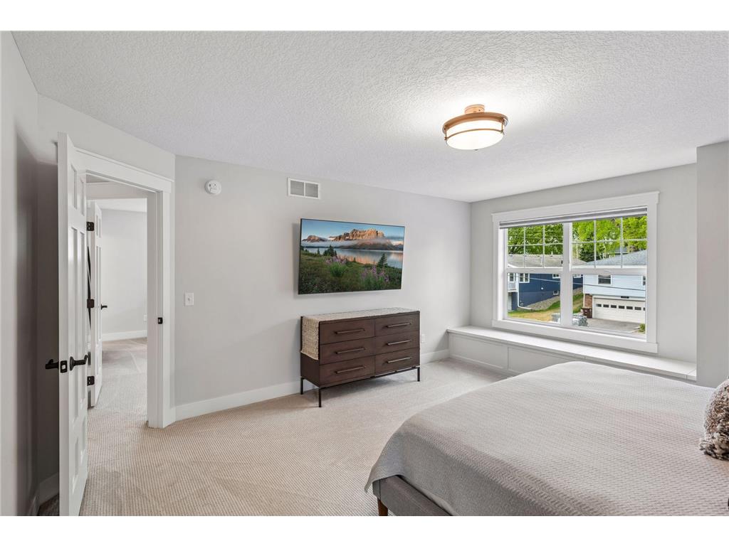 1748 Shorewood Lane Mound MN 55364 - Lake Minnetonka 7049578 image40