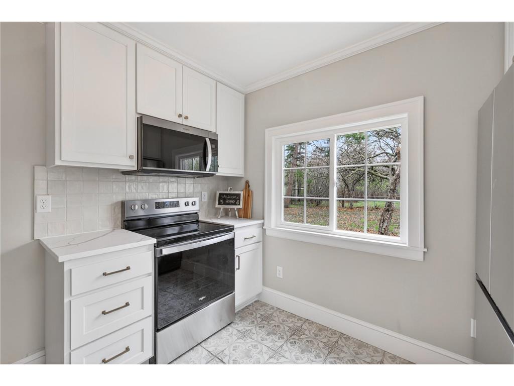 1749 Hamline Avenue N Falcon Heights MN 55113 7073031 image12