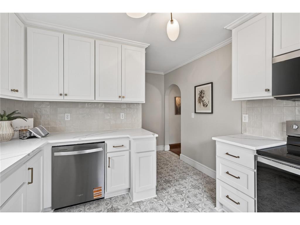 1749 Hamline Avenue N Falcon Heights MN 55113 7073031 image13