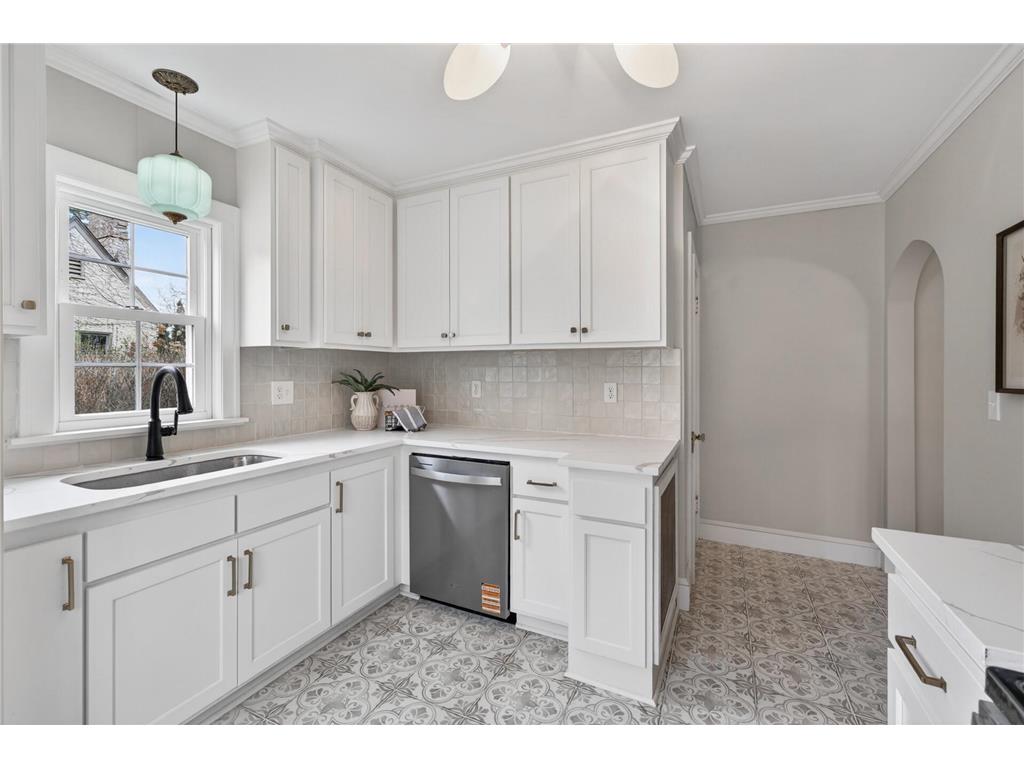 1749 Hamline Avenue N Falcon Heights MN 55113 7073031 image15