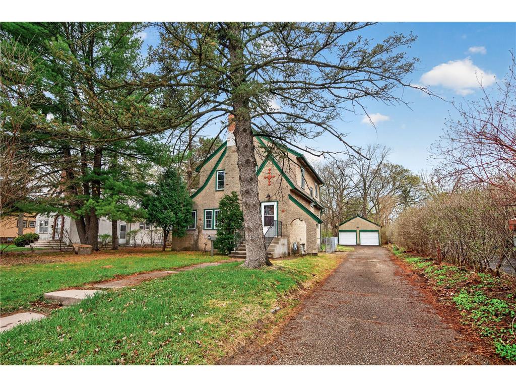 1749 Hamline Avenue N Falcon Heights MN 55113 7073031 image2