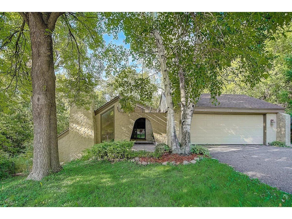 175 Chaparral Drive Apple Valley MN 55124 6074062 image1