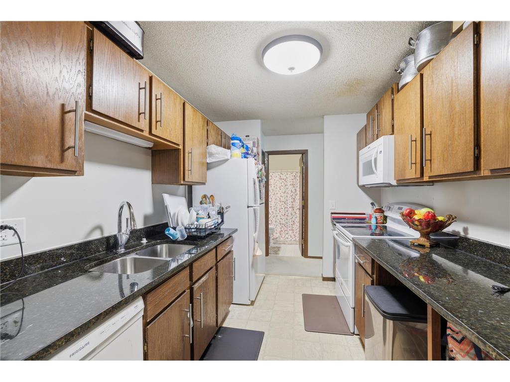 175 County Road B2 E #203 Little Canada MN 55117 7065124 image1