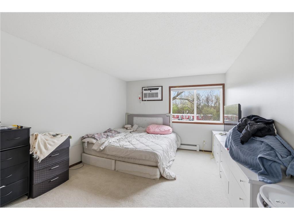 175 County Road B2 E #203 Little Canada MN 55117 7065124 image11